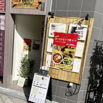 Kalm Cafe&Bar的实拍图