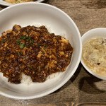羽根つき焼小籠包 鼎’s ルクア大阪店的實拍圖