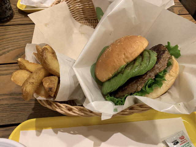 recommendations image for フレッシュネスバーガー 千石駅前店