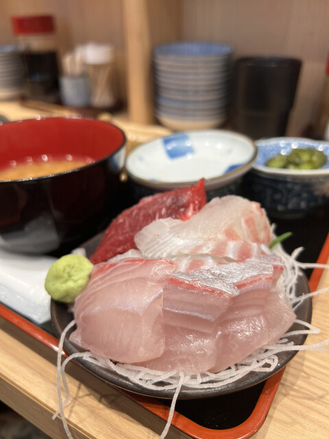 魚菜はざま的實拍高清圖