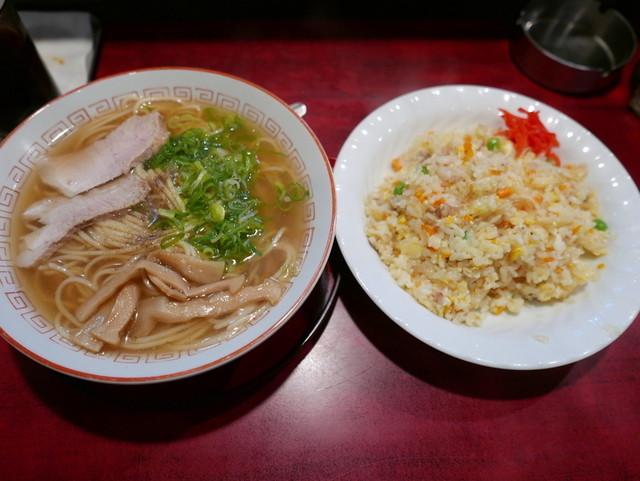 丸勝ラーメン的实拍高清图