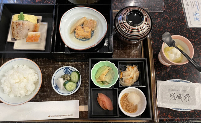 日本料理　嵯峨野的实拍高清图