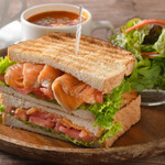 淡路坂珈琲 お茶の水店的實拍圖