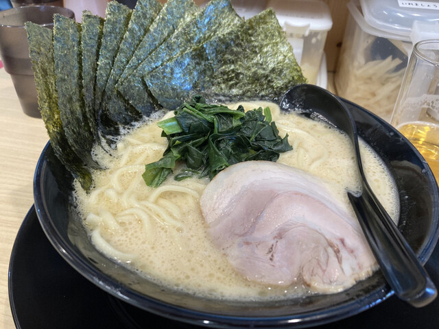 横浜家系ラーメン 龍馬家 柳川店的實拍高清圖
