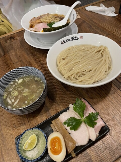 小麦生まれ、麺育ち。的实拍高清图