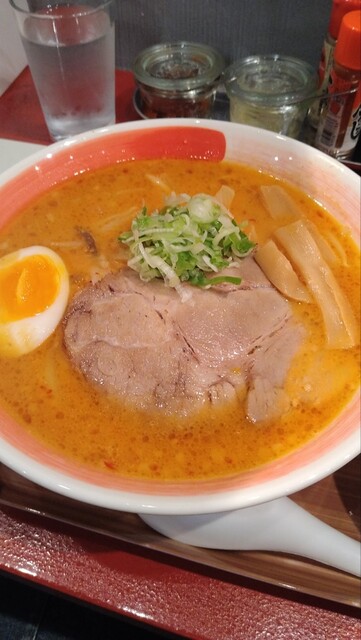 ラーメン やつや的实拍高清图