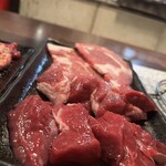 羊食市場しまだや 狸小路店的实拍图