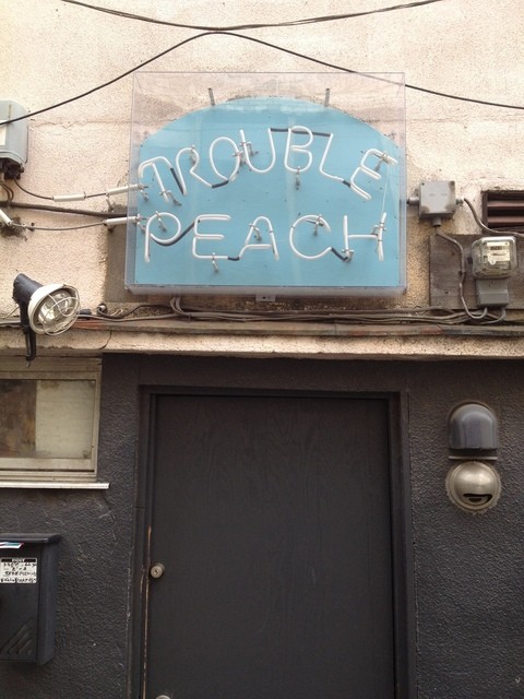 トラブル・ピーチ的實拍高清圖