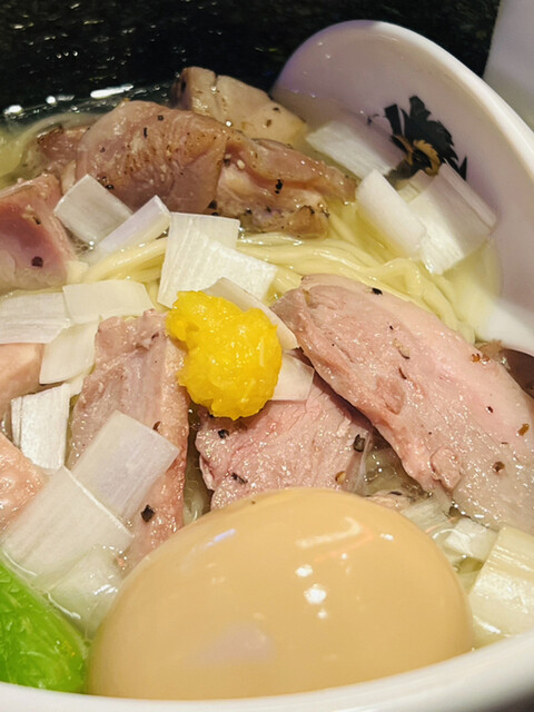 満鶏軒 秋葉原UDX秋葉原拉麺劇場店的實拍高清圖