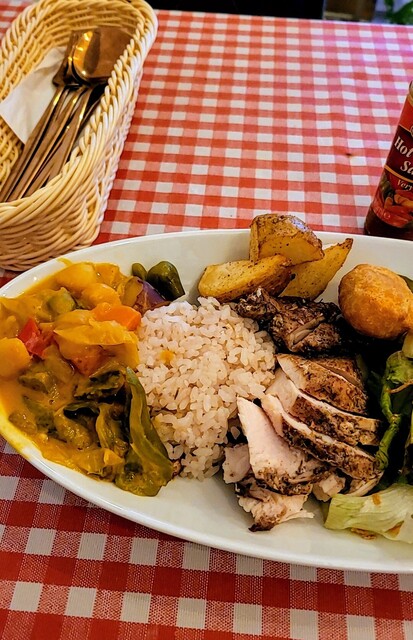 CARIBBEAN RESTAURANT SUNNY CAFE的實拍高清圖