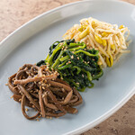 焼肉ホルモン鍋 はんぐりぃ亭的实拍图