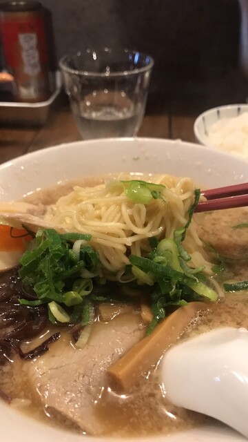 熟成細麺 宝屋 西小路五条店的實拍高清圖