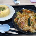 王華 イオンモール札幌発寒店的实拍图