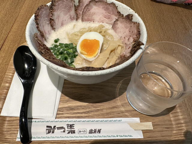 ラーメン家 みつ葉  あべの出張所的实拍高清图
