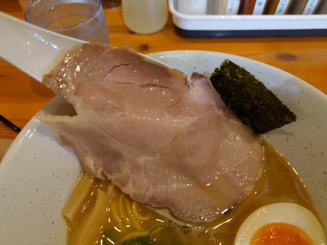 四代目麺処 ゆうじ的实拍高清图