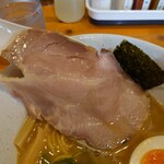 四代目麺処 ゆうじ的实拍图