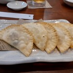 昭和親爺の餃子厨房 亀ちゃん的实拍图