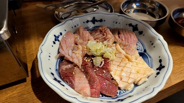 焼肉ホルモン新なるぼんず すすきの本店的實拍高清圖