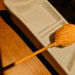 ワインと串揚げ こぱん 先斗町店的实拍图