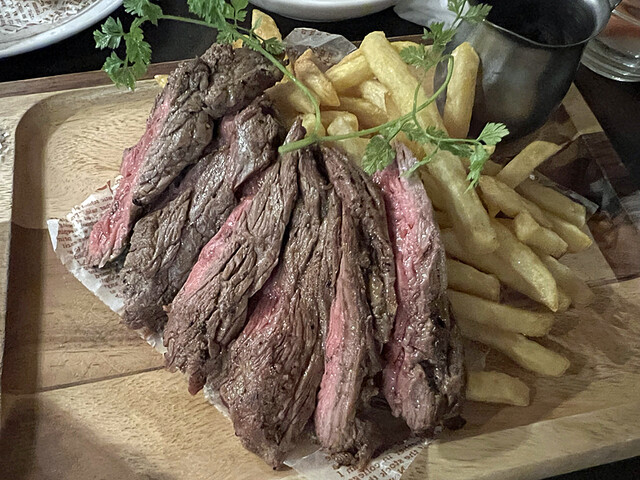 ワイン酒場 GabuLicious 銀座店的实拍高清图