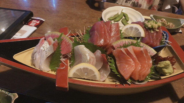 活菜旬魚 さんかい 環状通東店的实拍高清图
