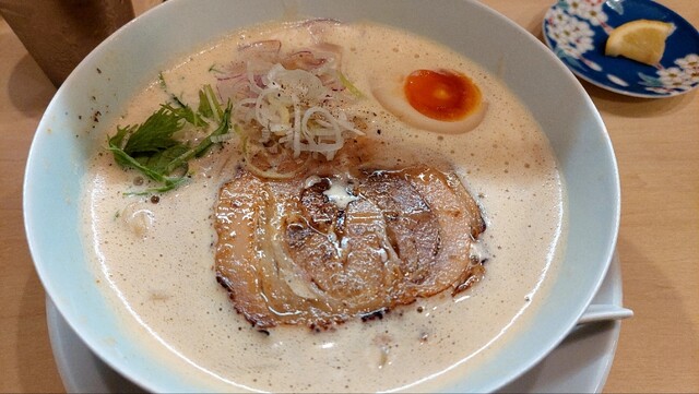 鶏白湯そば 燠的实拍高清图