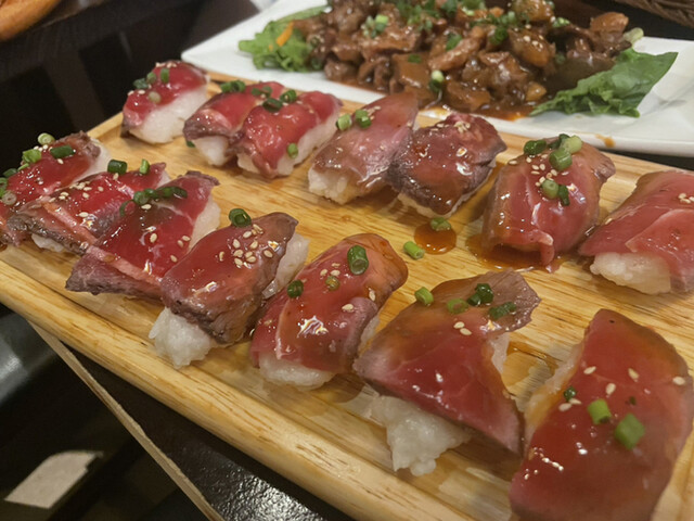 博多野菜巻き串と和牛ステーキ 五臓六腑 新宿東口店的实拍高清图