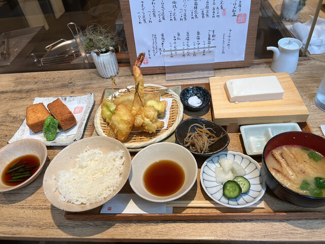 豆腐料理 空野 南船場店的實拍高清圖