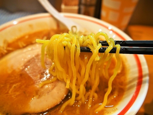 麺屋 すずらん的实拍高清图