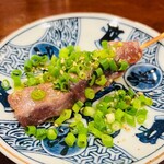 牛ホルモン串 吉村的實拍圖
