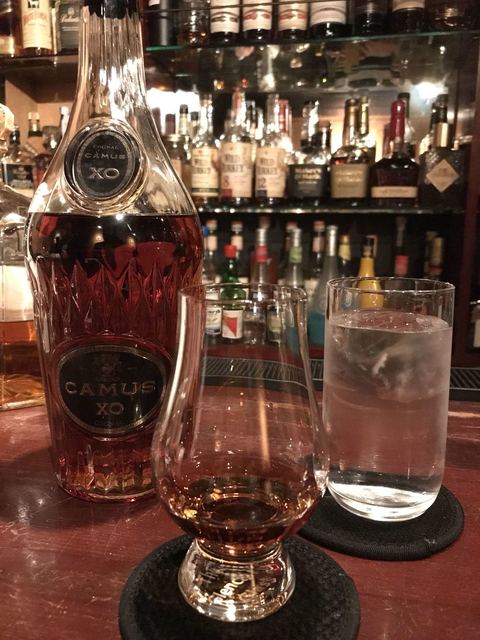 BAR　KNOTT的實拍高清圖
