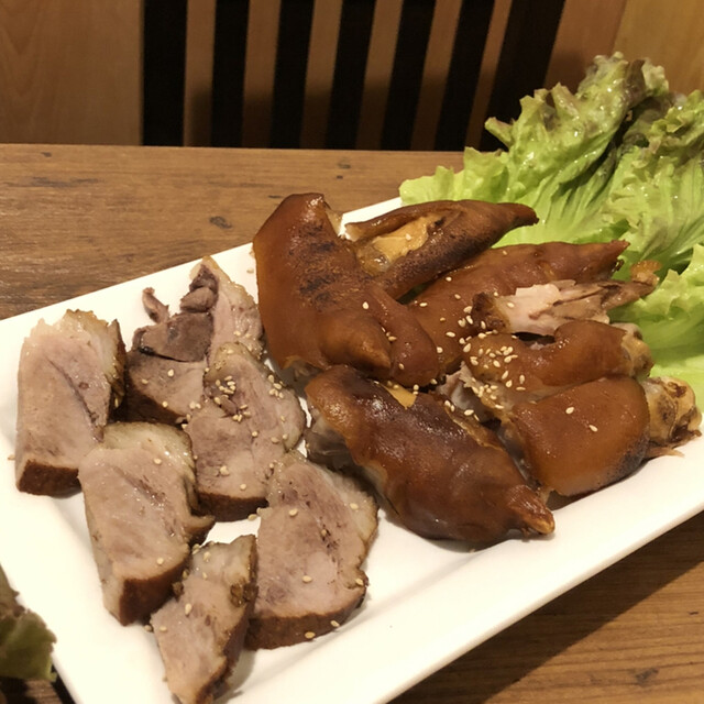 韓国料理豚ブザ 新宿店的實拍高清圖