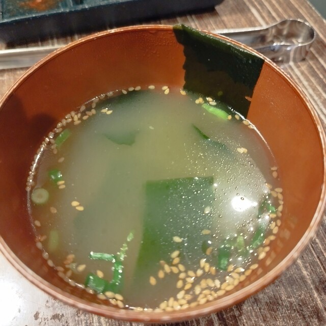 焼肉・しゃぶしゃぶ 肉の鶴々亭的实拍高清图