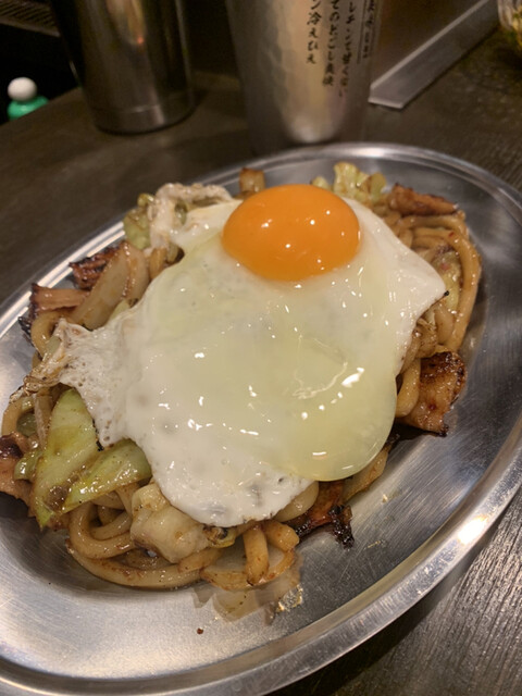 ホルモン焼きうどん 夕凪的实拍高清图