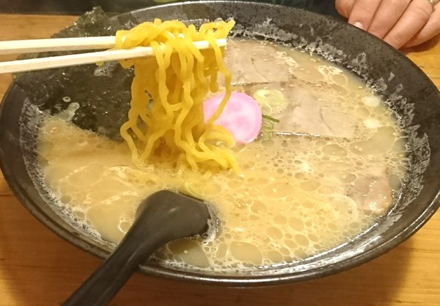 ラーメンさんぱち 滝川店的实拍高清图