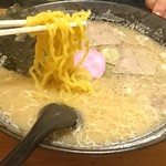 ラーメンさんぱち 滝川店的实拍图