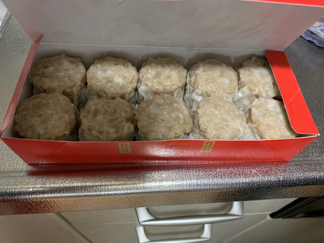 551蓬莱 新幹線新大阪駅店的實拍高清圖