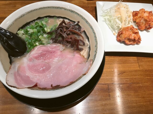 中華そば 錦 伏見店的实拍高清图