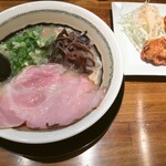 中華そば 錦 伏見店的实拍图