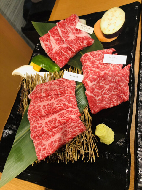 焼肉七つ星 淀屋橋平野町店的实拍高清图