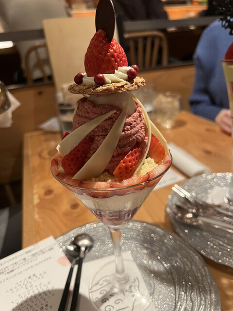 夜パフェ専門店 Parfaiteria beL 福岡的實拍高清圖