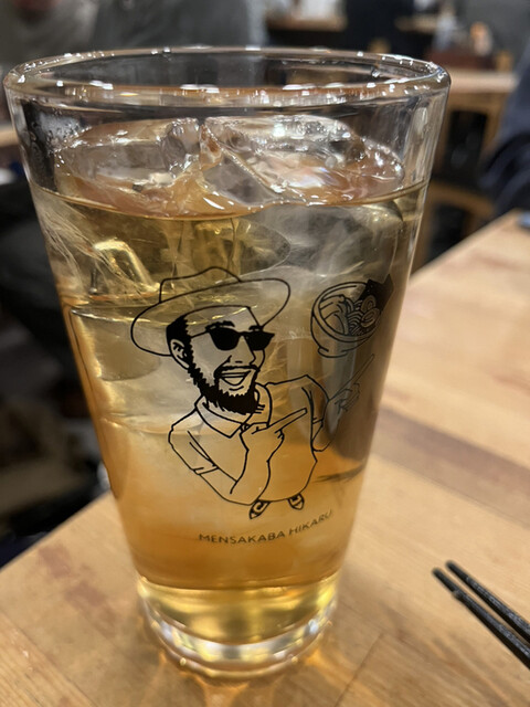 麺酒場ひかる的實拍高清圖