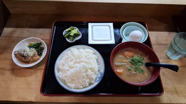 とろ〜り豚汁めし 八百食堂的實拍高清圖