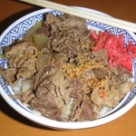 吉野家 東京競馬場店的實拍圖
