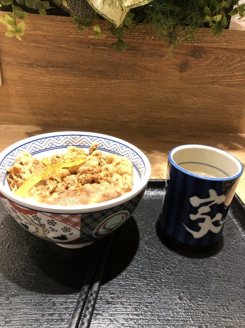 吉野家 天神サザン通り店的實拍高清圖