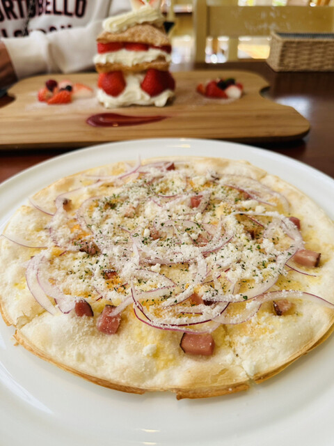 recommendations image for BeachHouseStyleCafe sunflower