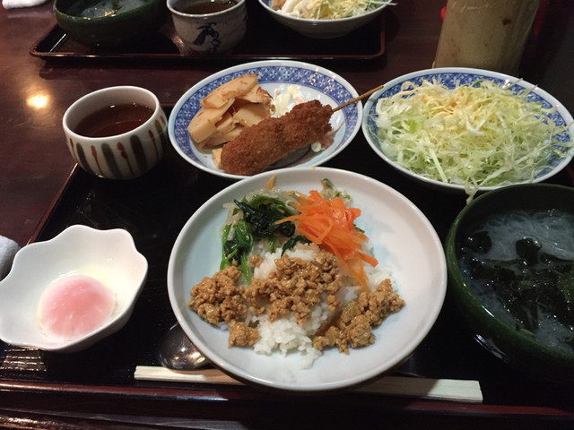 地下酒場的实拍高清图