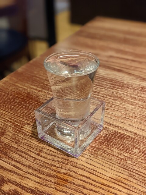 大衆すし酒処 うおしん酒場的實拍高清圖