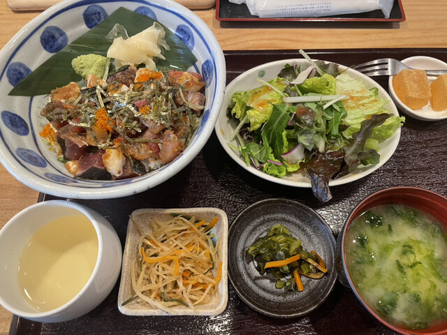 魚と酒 ことぶきや 成城学園駅前的實拍高清圖