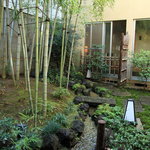 泉岳寺門前 紋屋的實拍圖